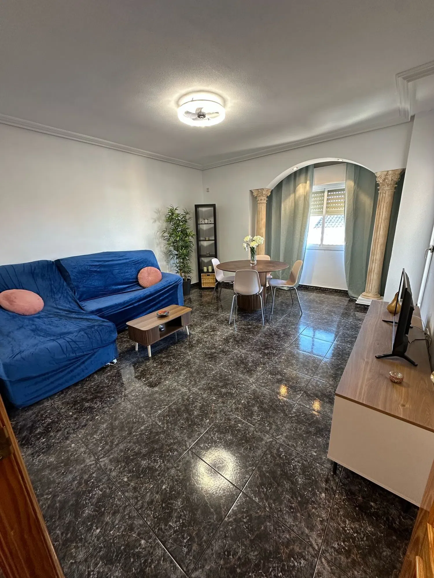 Piso en calle Rosalinda, 36