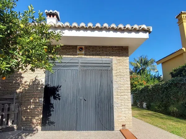 Chalet pareado en Distrito vistahermosa, 1, Puerto Sherry - Foto 1