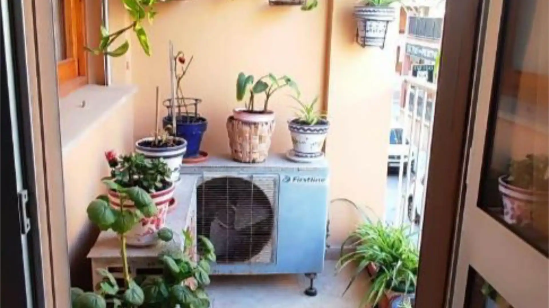 Piso en  Carrer d'Amílcar 14 - Foto 3