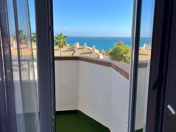 Chalet adosado en Avenida de las Adelfas, 230, Aguamarina - Foto 6