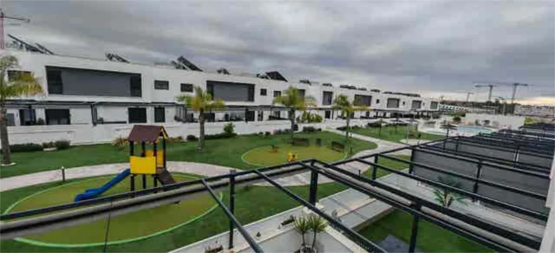 Chalet en Entrenucleos - Foto 1