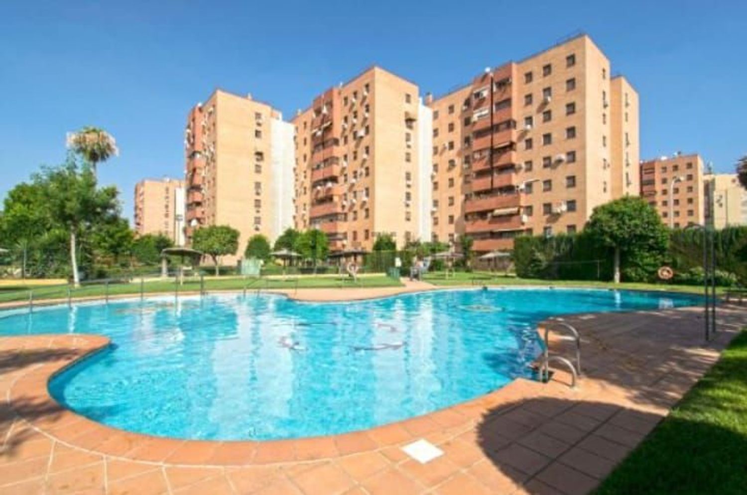 Piso en calle Salvador Dalí, 4 - Foto 1