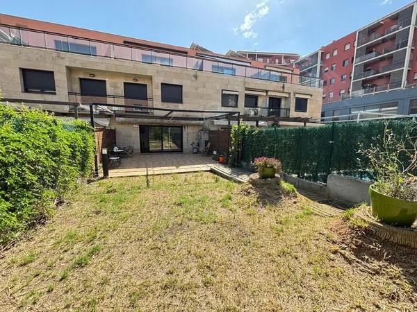 Casa o chalet independiente en Plaza de Granollers, Can Llong - Foto 5