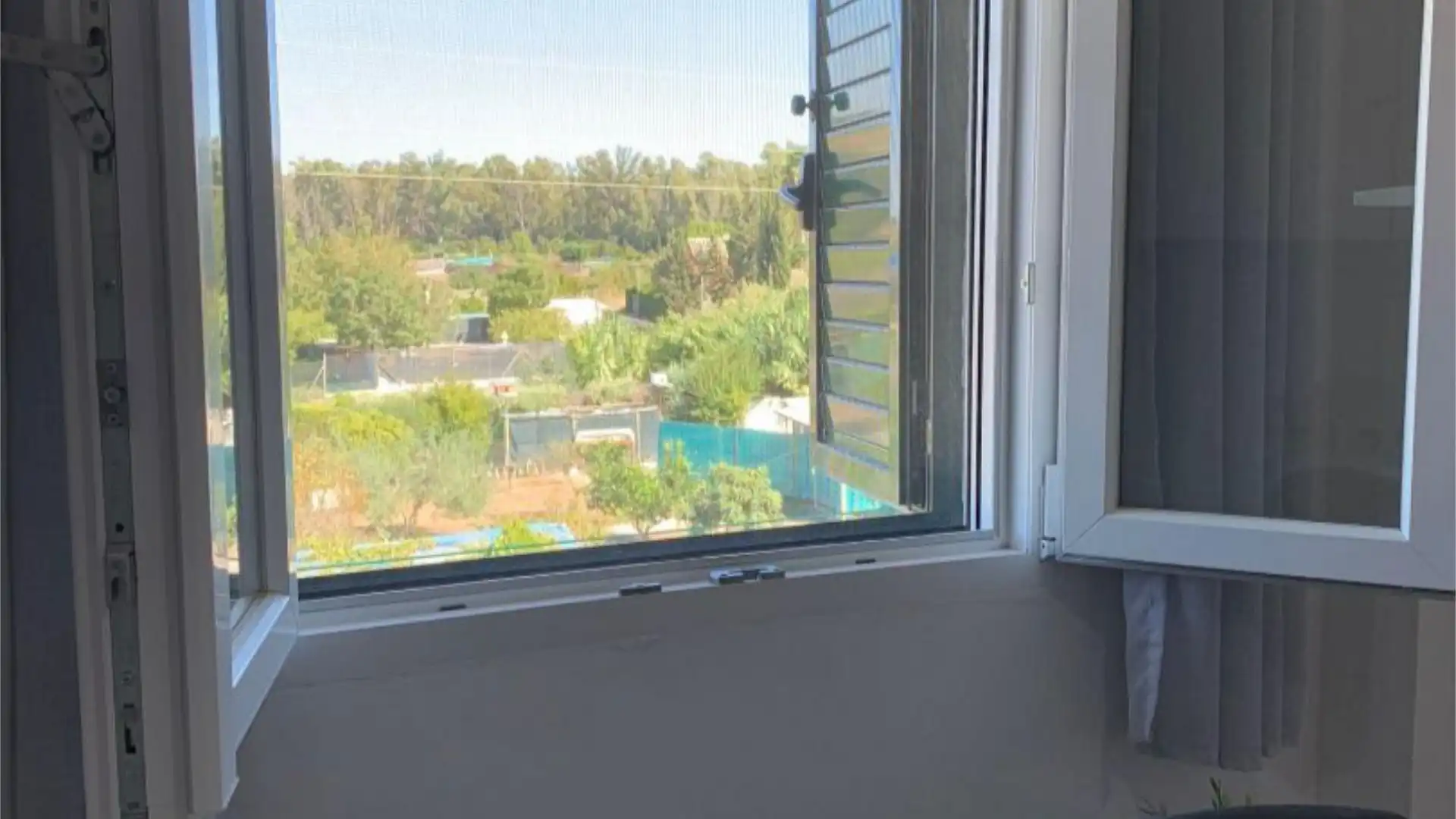 Casa adosada en  Calle de la Hijuela 19 - Foto 24