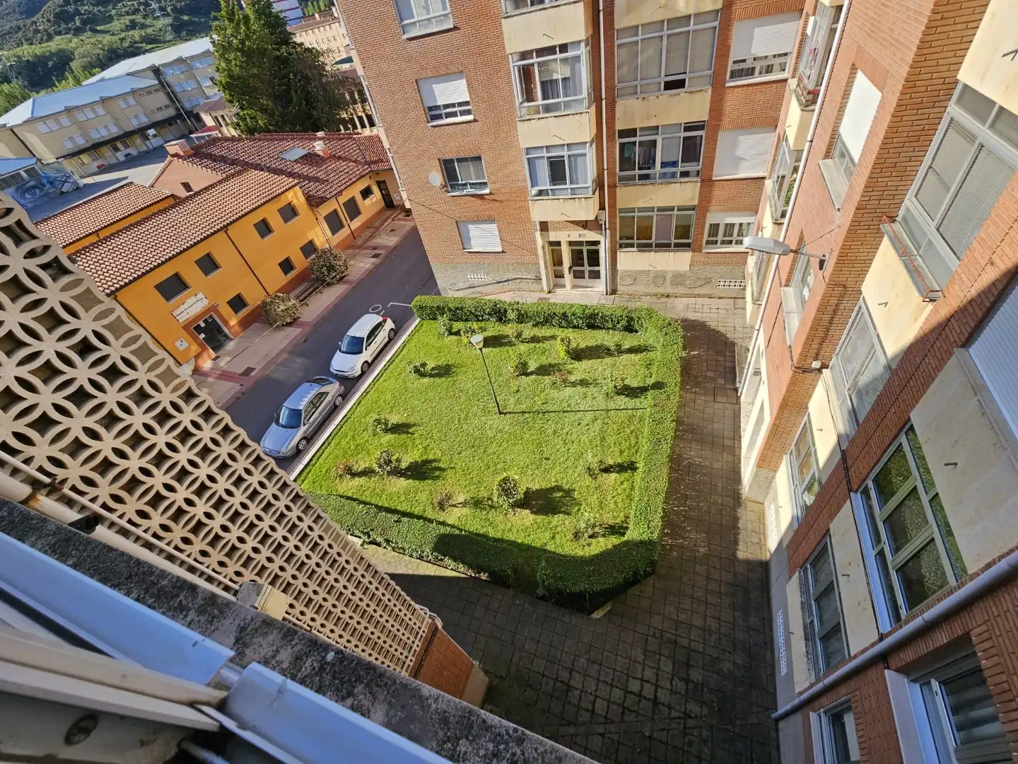 Piso en  Calle Emilia Menéndez 5 - Foto 8