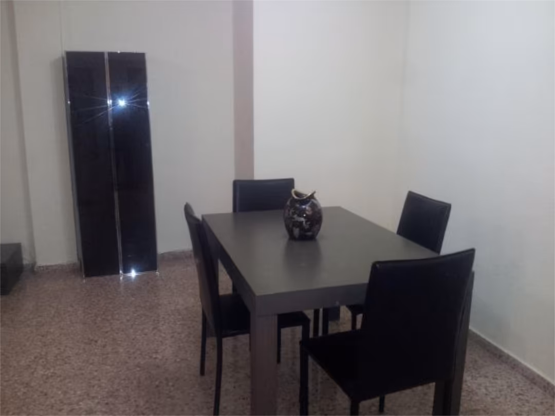 Piso en  Carrer del Duc de Gaeta 28 - Foto 3