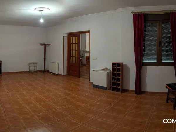 Chalet adosado en Calle Villacisneros s/n - Foto 14