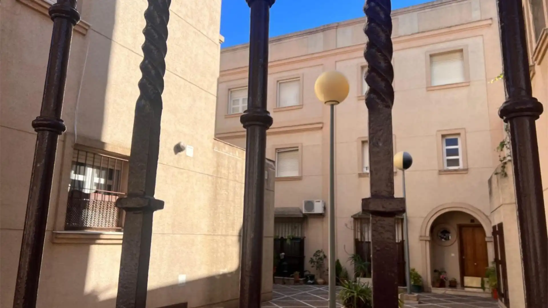 Piso en  Calle Guadalete 25 - - Foto 1