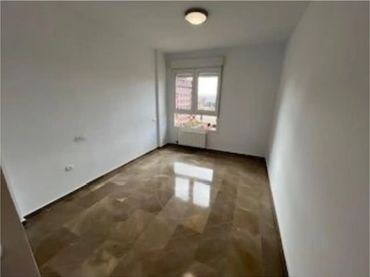 Piso en  Calle Yegen 3 - Foto 12
