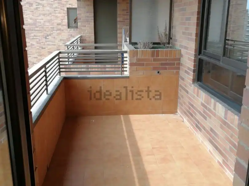 Piso en  Avenida de Juan Pablo II 76 - Foto 11