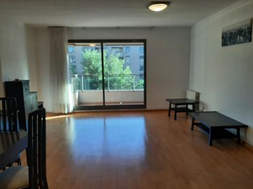 Piso en  Carrer de la Marina Baixa 5 - Foto 5