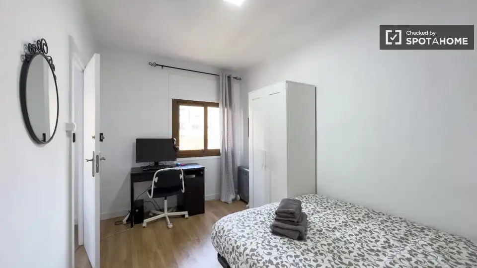 Piso en L'Hospitalet de Llobregat - Foto 2