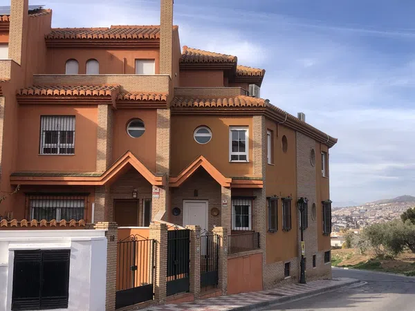 Chalet adosado en Cajar - Foto 31