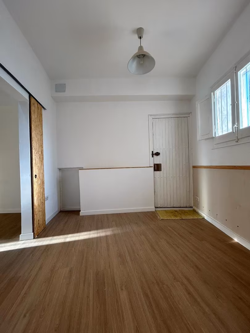 Estudio en  Carrer de la Pica d'Estats 27 - Foto 4