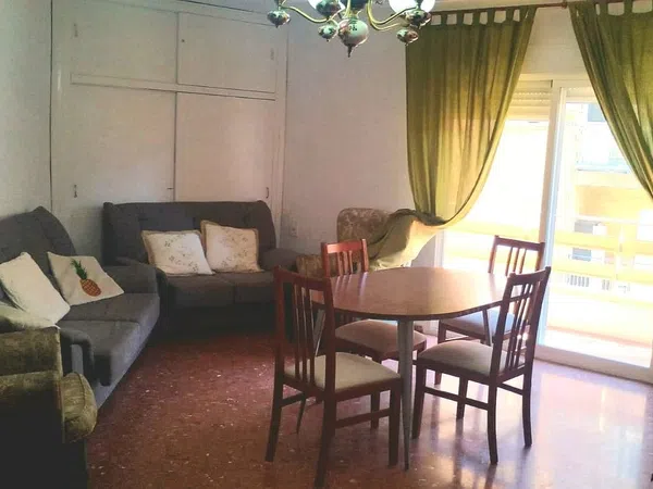 Piso en calle Santa Clotilde, 54