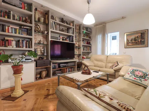 Piso en calle de Cáceres, 27