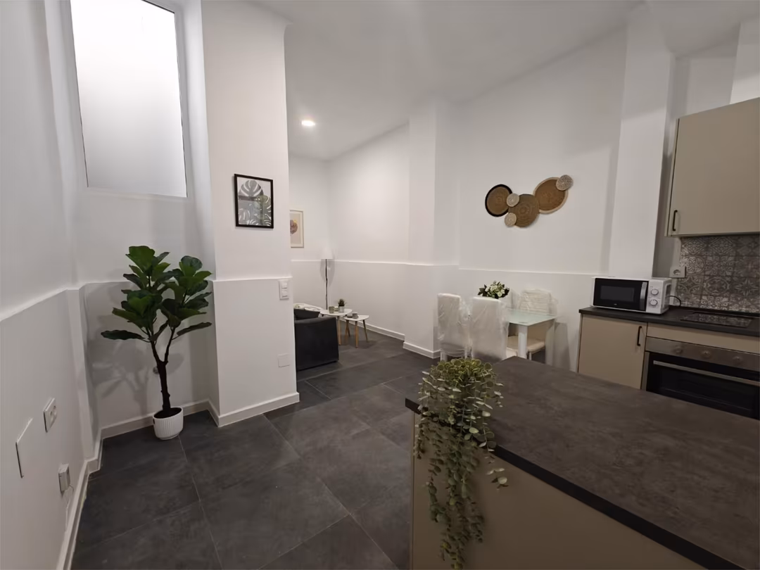 Planta baja en  Calle Santa Quiteria 12