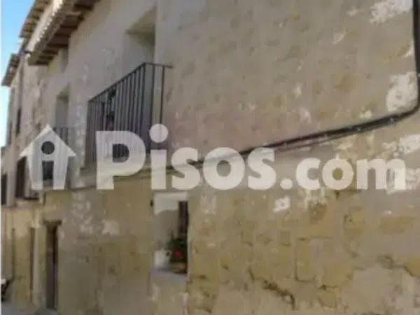 Casa de pueblo en Calle de los Cojos, 13 - Foto 1