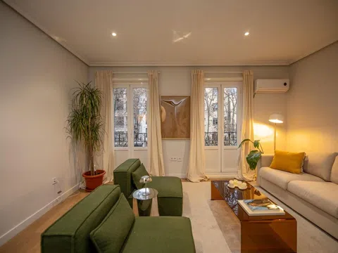 Piso en plaza Argüelles, 12