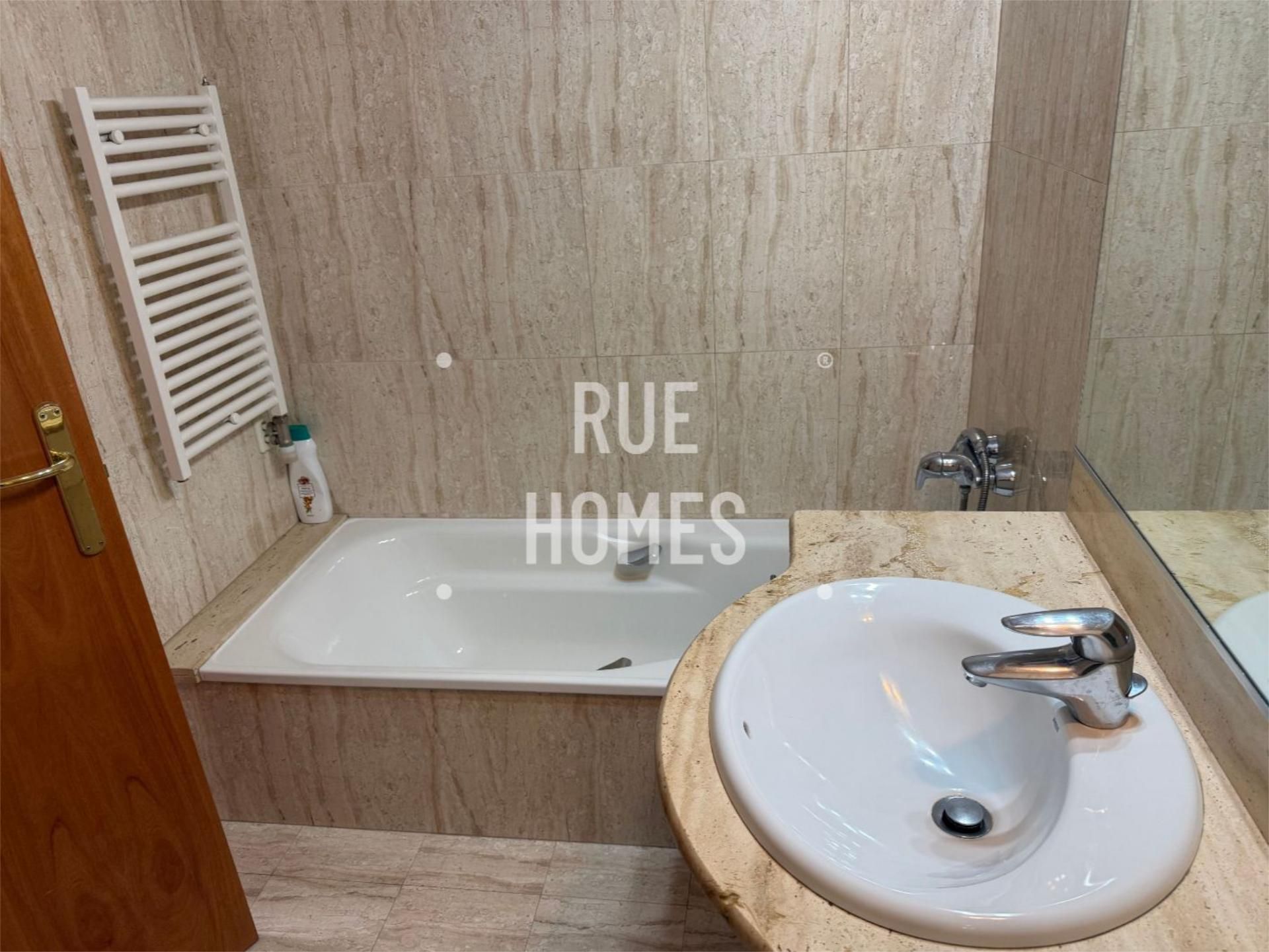 Piso en  Plaça de Maria Vinyes 3 - Foto 9