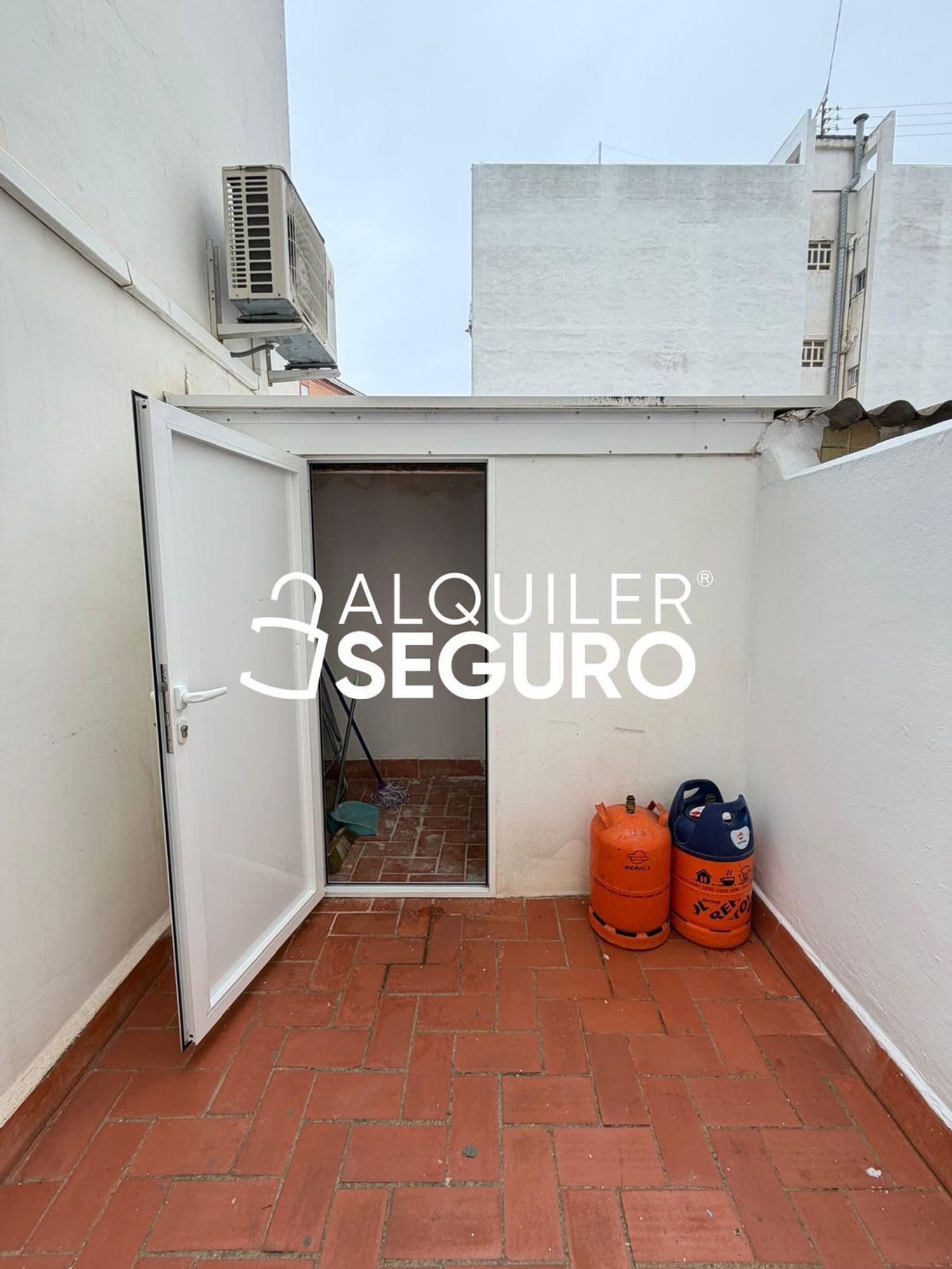 Piso en Calle del Riu Túria, Zona Ensanche-Río Jucar - Foto 4