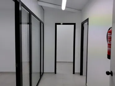 Local comercial en Sant Cugat del Vallès - Foto 11