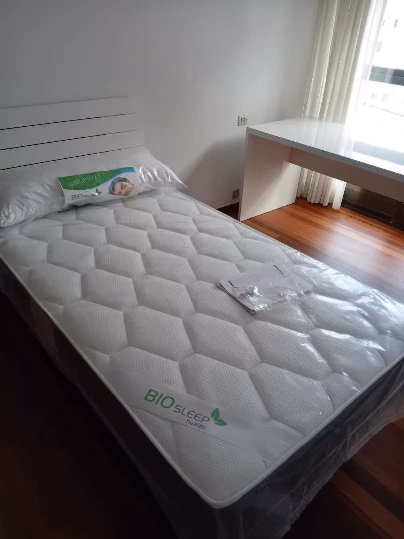 Piso en  Rúa de San Pedro de Mezonzo 17