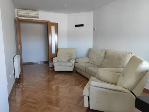 Piso en calle de Eduardo Barreiros, 13