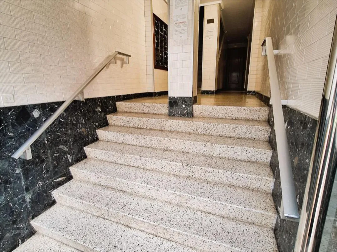 Piso en  Calle Monasterio de Cines 2 - Foto 7