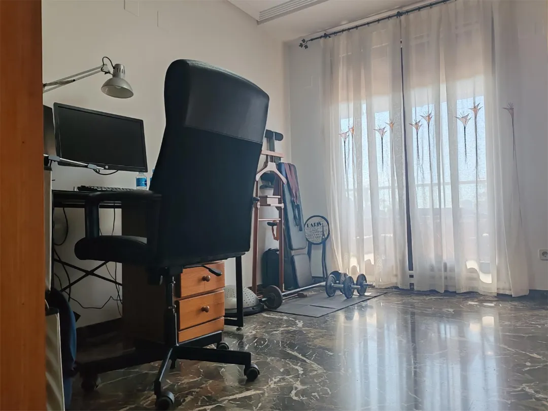 Piso en  Carrer de la Canal de Navarrés 9 - Foto 23