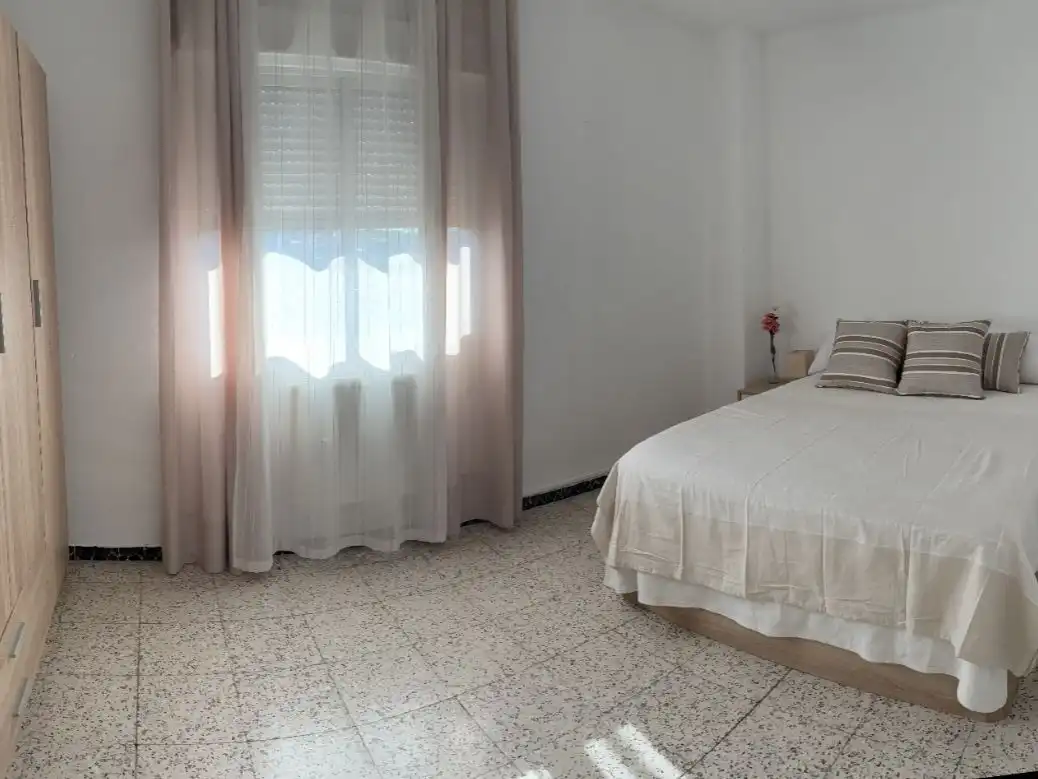 Piso en  Avenida de Hernán Cortés 24 - Foto 6