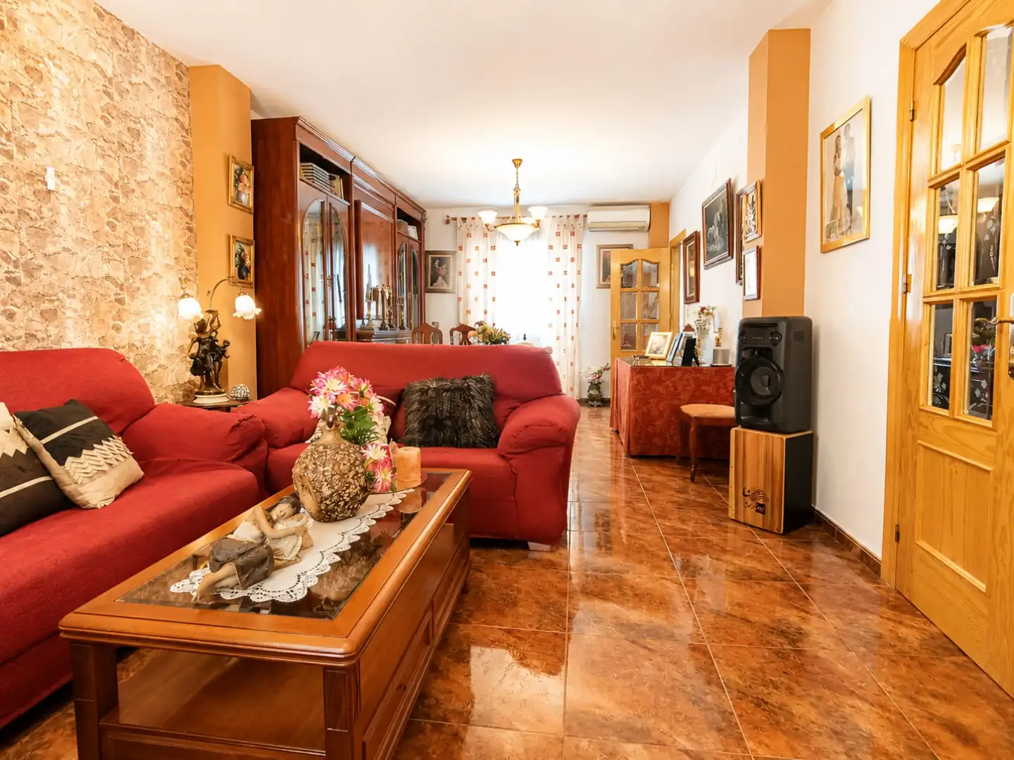 Casa adosada en  Calle Clara Campoamor 32 - Foto 5