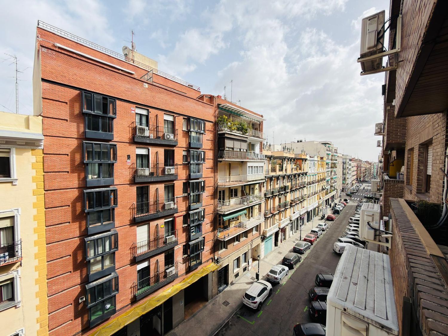 Piso en calle de Viriato, 2