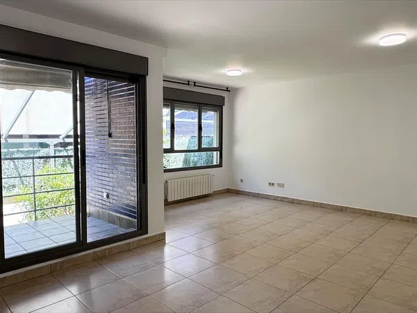 Chalet pareado en Calle Juan José Millas, Rivas Futura - Foto 11