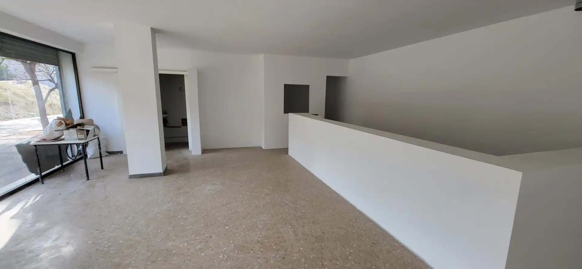 Local comercial en Sant Boi de Llobregat - Foto 3