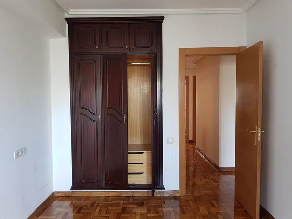 Piso en calle Santa Teresa de Jesús, 3 - Foto 8