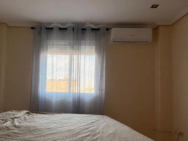 Piso en avenida de la Constitució, 57 - Foto 5