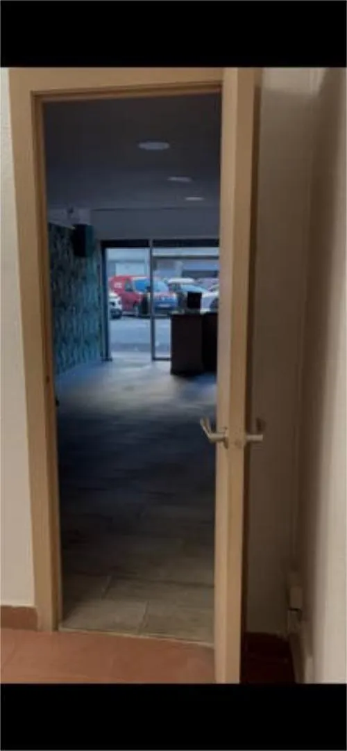 Local comercial en Gran via del hospitalet - Foto 1