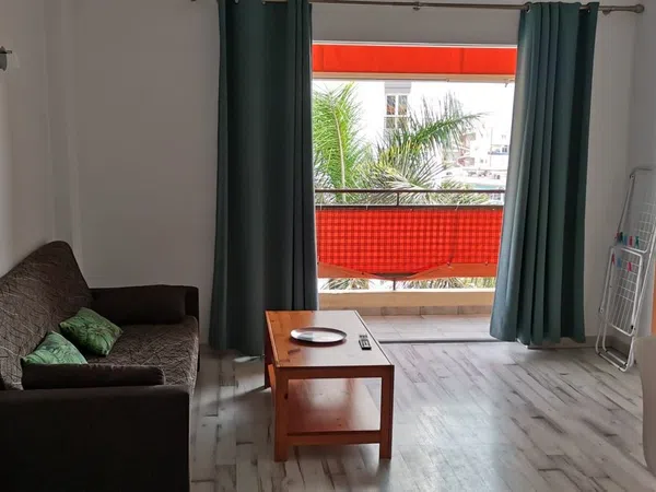 Piso en Calle del Valle Menéndez, 1, Los Cristianos, Los Cristianos - Foto 2