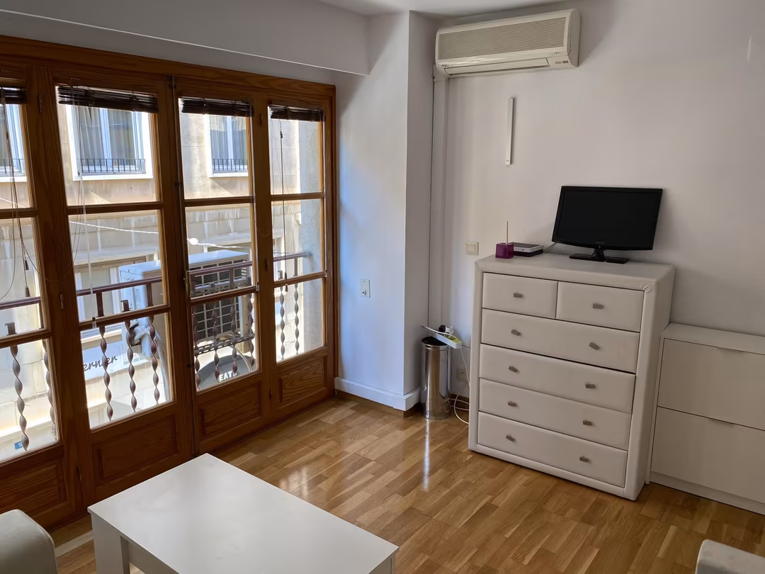 Estudio en  Carrer Castaños 43 - Foto 4