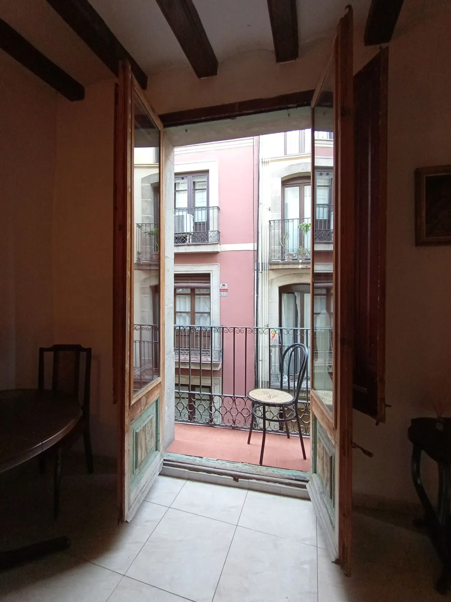 Piso en calle dels Escudellers, 20 - Foto 2
