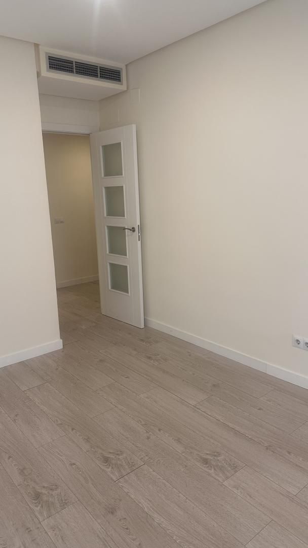 Apartamento en calle Sor Angela de la Cruz 22 - Foto 3