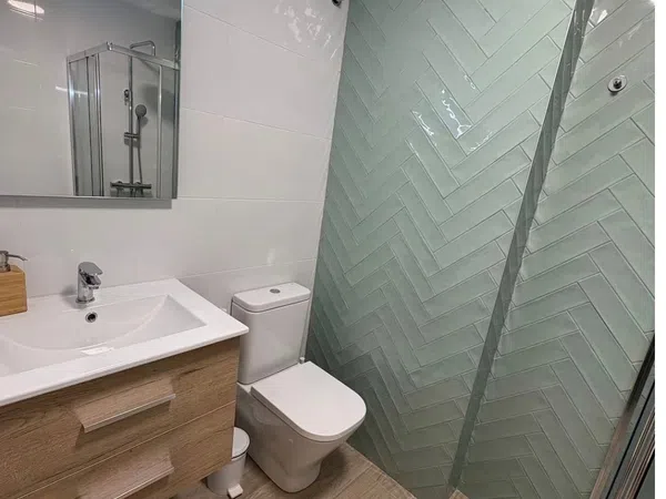 Piso en Avenida Matías Sáenz de Tejada, 1, Zona Puerto Deportivo, Zona Puerto Deportivo - Foto 5