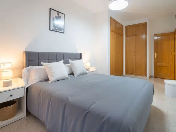 Piso en avenida Primero de Mayo, 113 - Foto 1