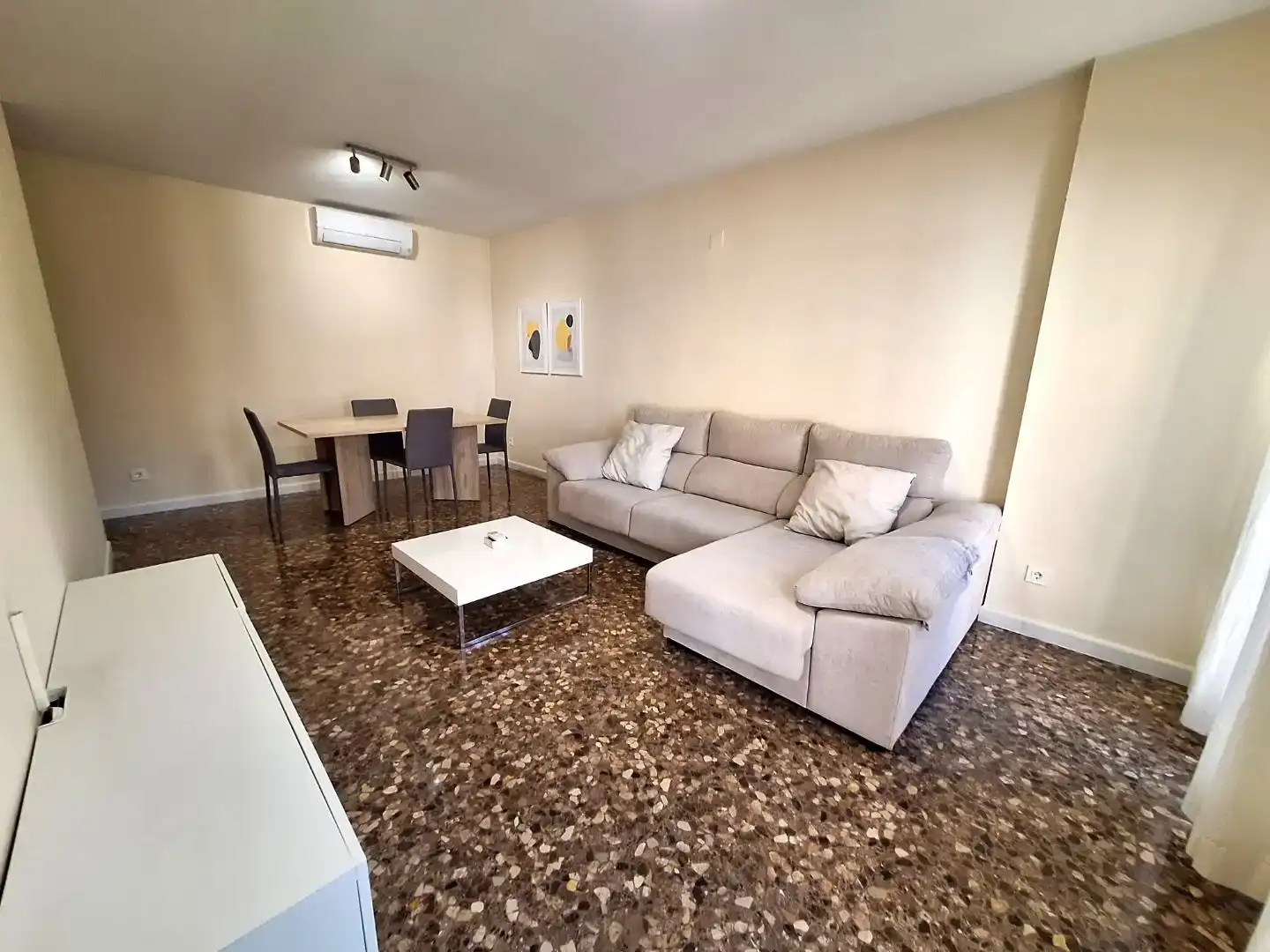 Piso en  Avenida Castilla 33 - Foto 4