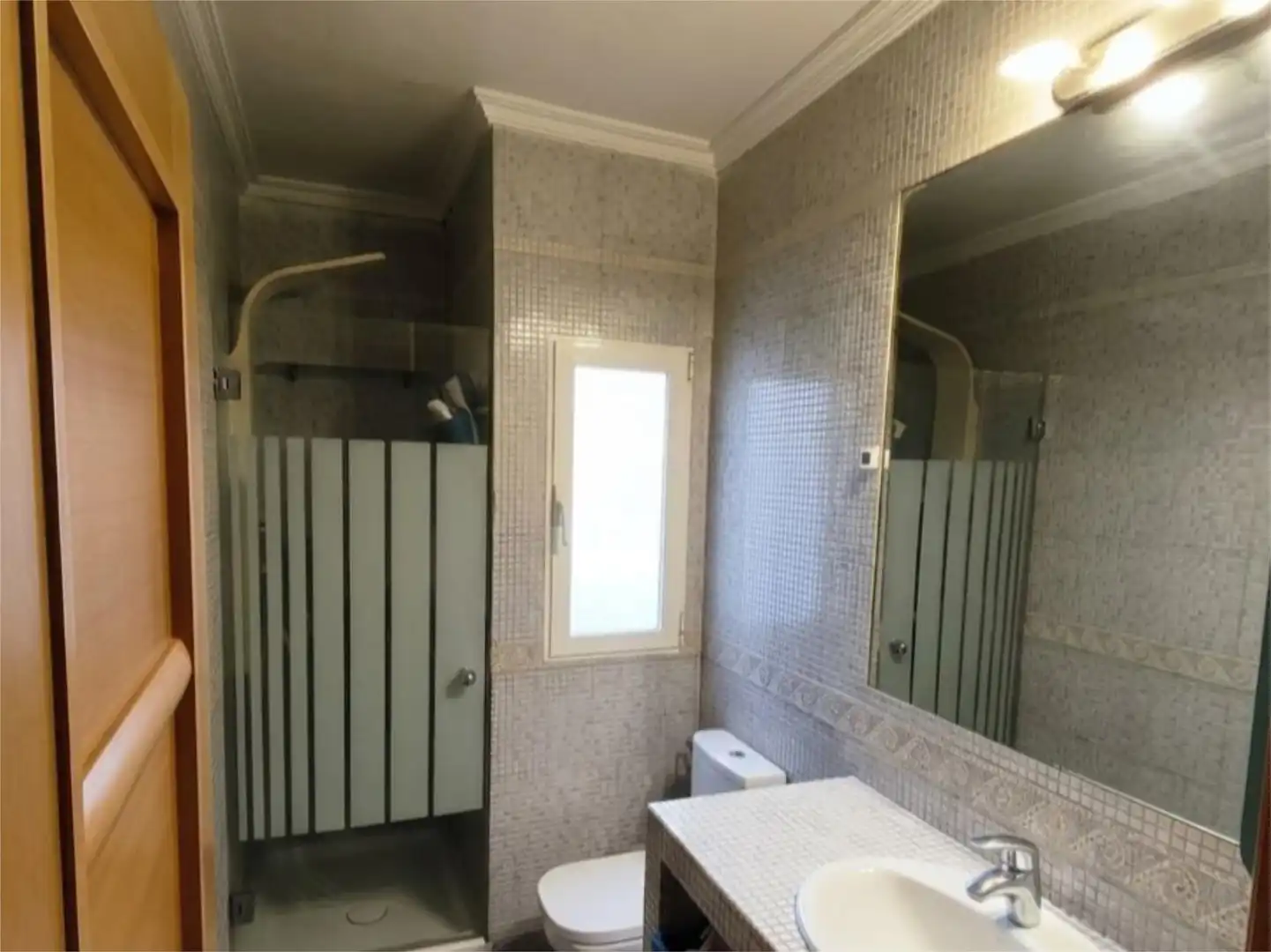 Piso en  Calle de Hermenegildo Bielsa 11 - Foto 13