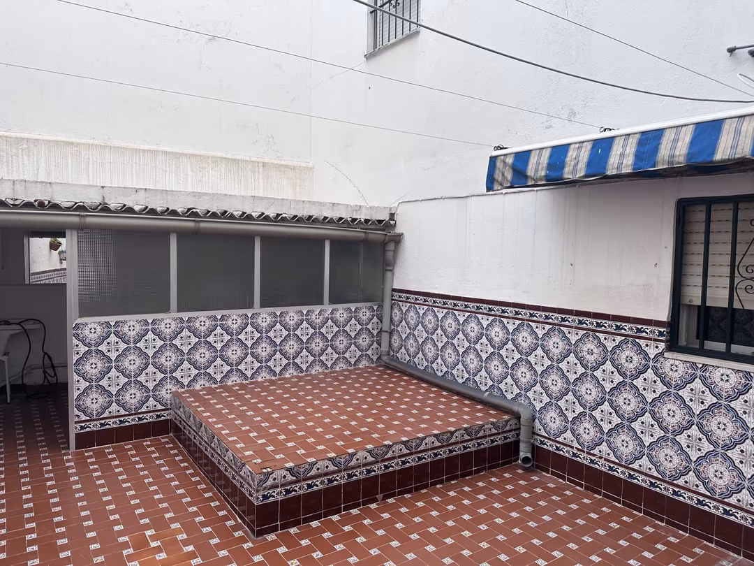 Piso en  Calle Mallén B 6