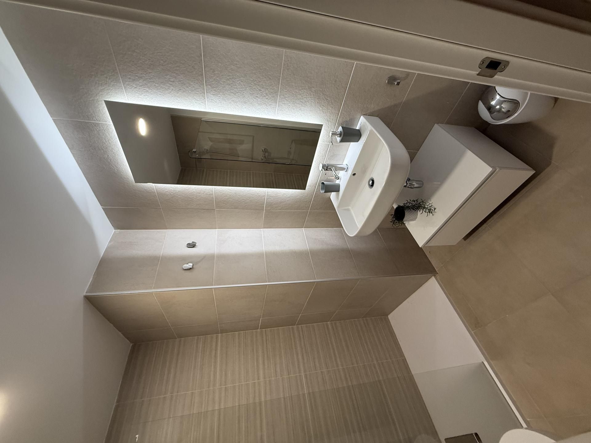 Piso en  Avenida del Gran Capitán 44 - Foto 4