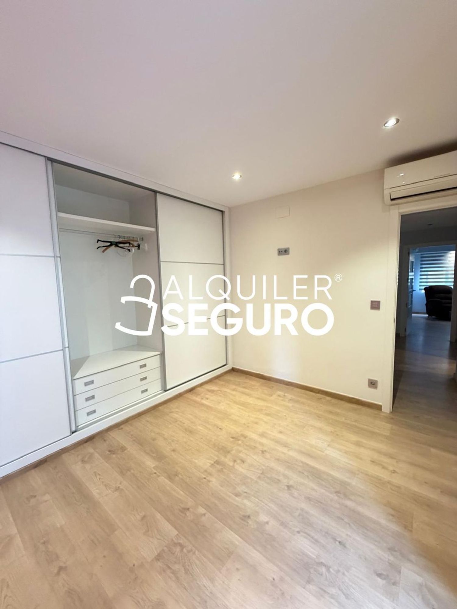 Piso en Calle del Riu Túria, Zona Ensanche-Río Jucar - Foto 14
