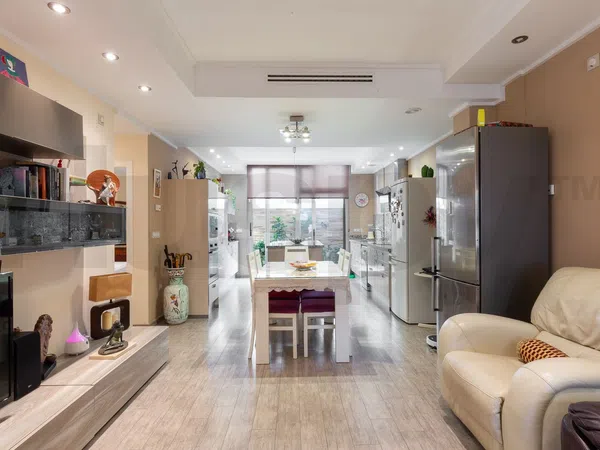 Piso en calle del Péndulo, 5